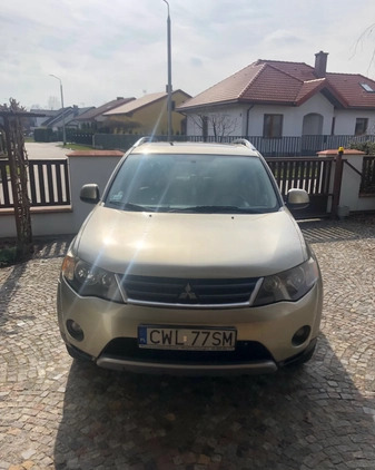 Mitsubishi Outlander cena 26900 przebieg: 284000, rok produkcji 2008 z Kowal małe 67